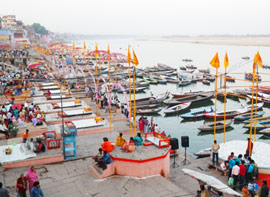 ヴァラナシ　ガンジス川